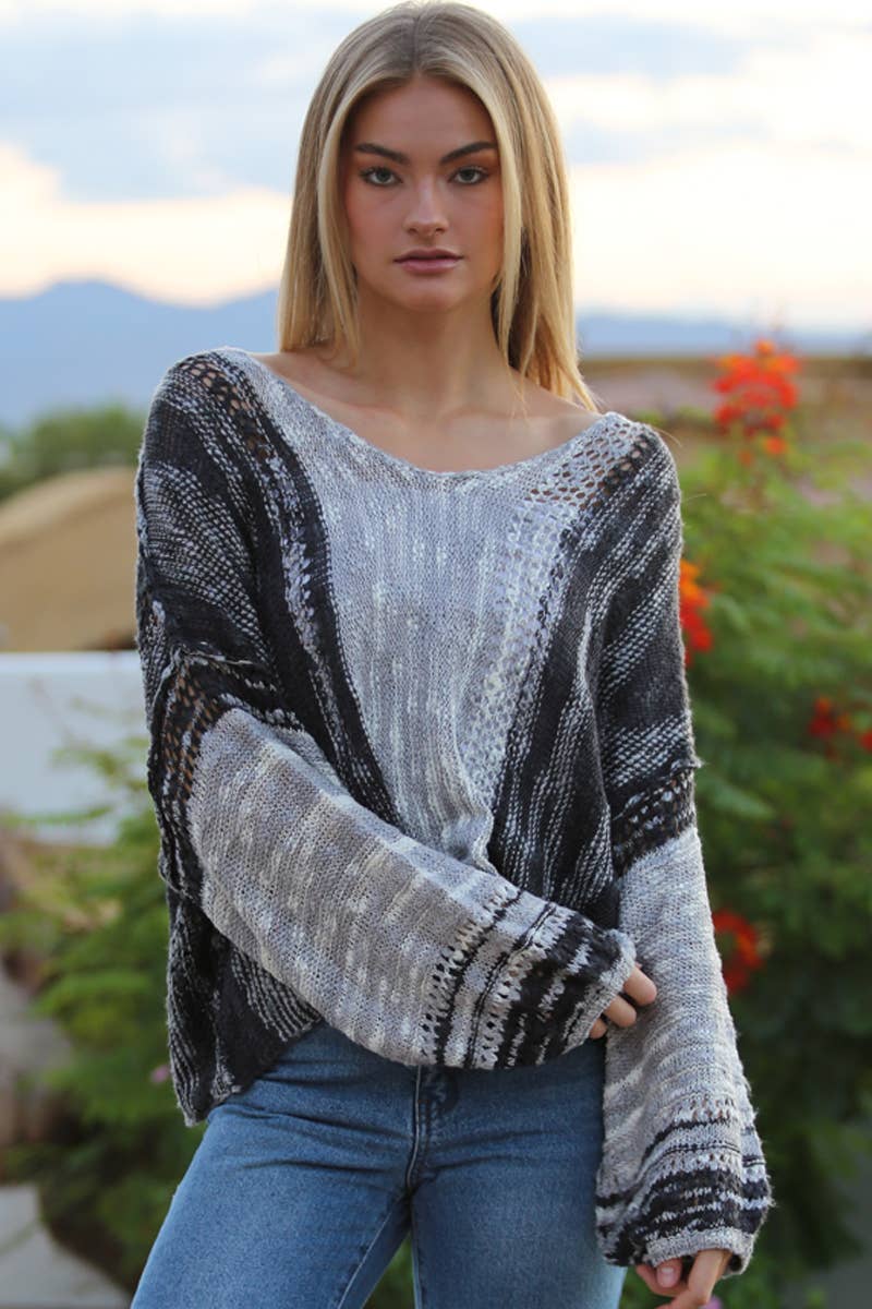 BEACHY LIGHT WEIGHT V NECK CROP PULLOVER SWEATER