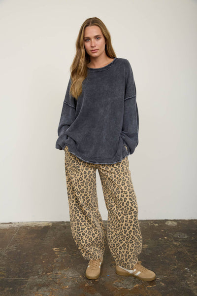 WASHED RAW EDGE CREW NECK DROP SLEEVE SWEATER