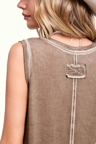 HBT7636-Dyed Fabric V-neck Raw Edge Tank Top