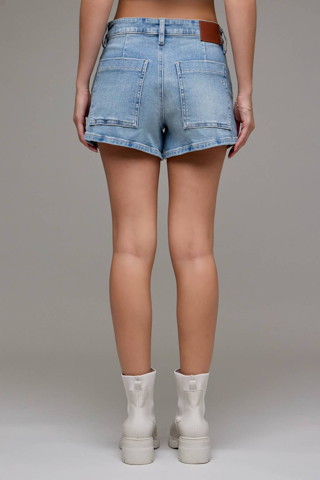 Finn Medium Light High Rise Stretch Shorts