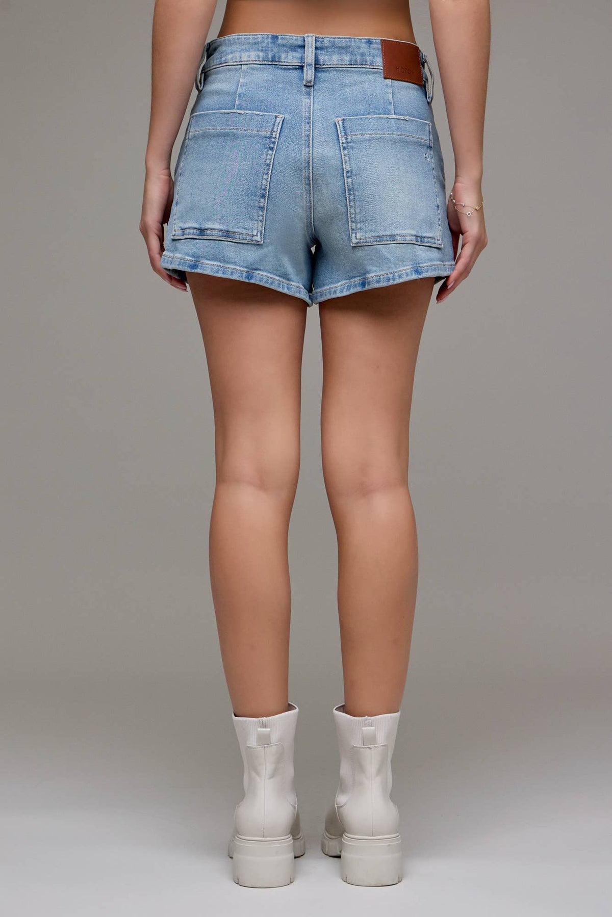 Finn Medium Light High Rise Stretch Shorts