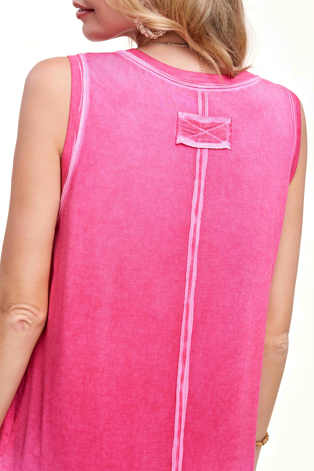 HBT7636-Dyed Fabric V-neck Raw Edge Tank Top