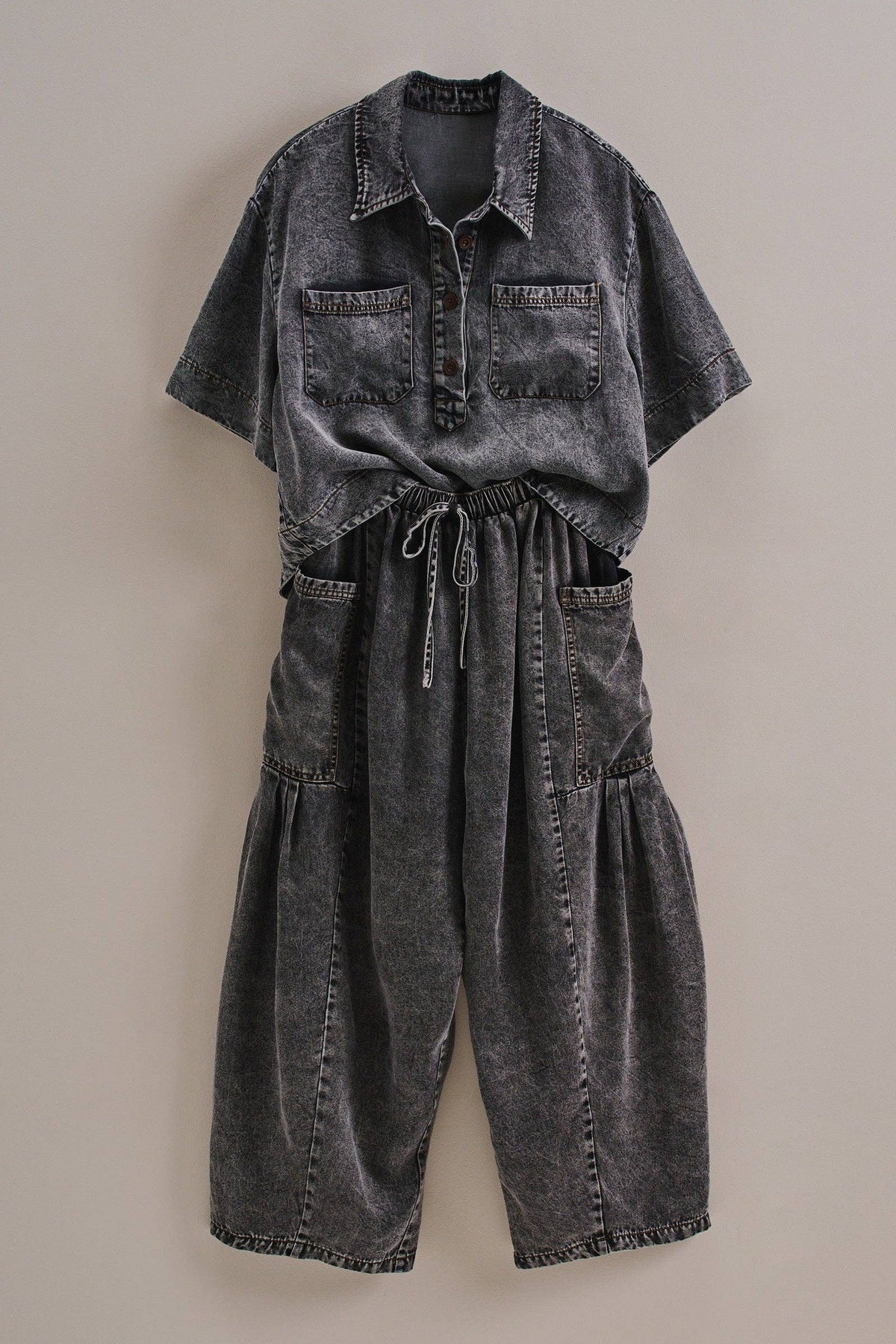 Washed Denim Utility Wide Leg Pants With Cargo Pockets