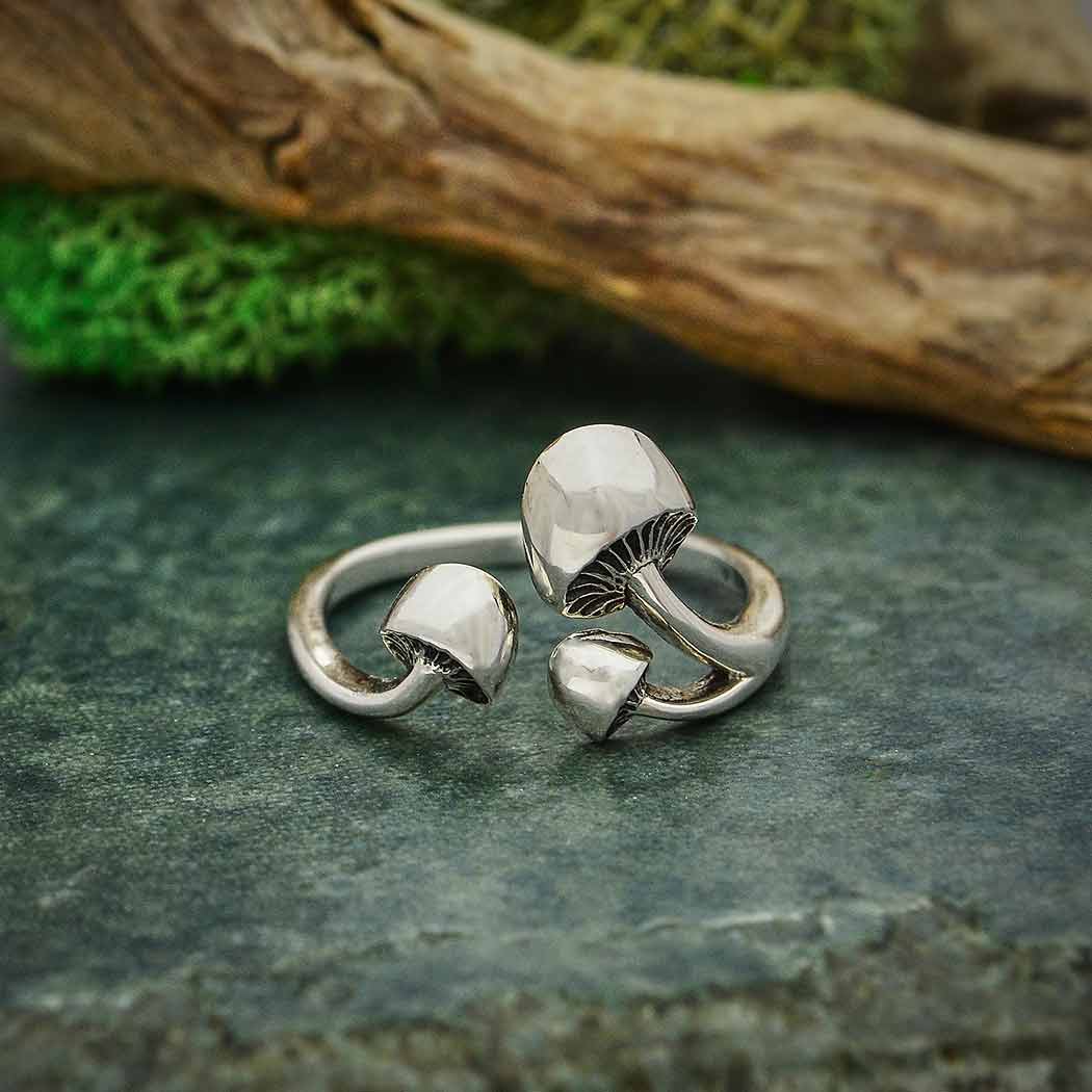 Adjustable Three Mushroom Ring