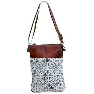 White Canvas Pattern Shoulder Bag